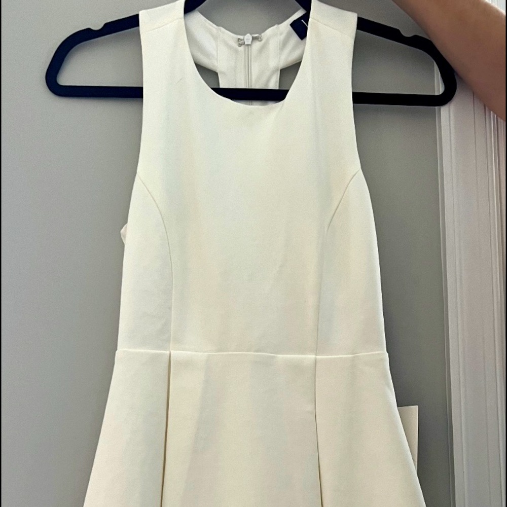 XS Lulus Ivory dress